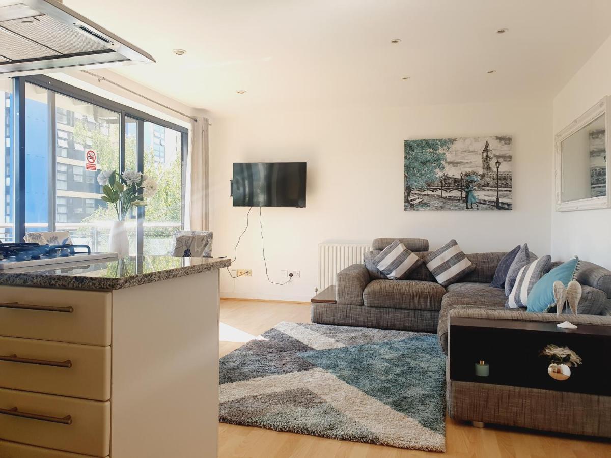 Luxury Canary Wharf Apartment With Free Parking London Exterior foto