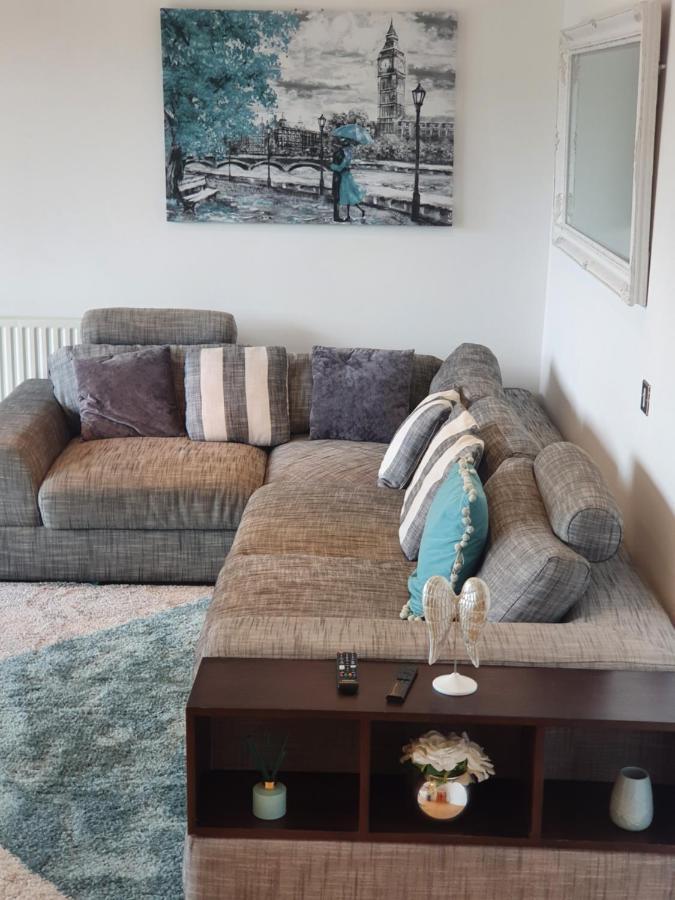 Luxury Canary Wharf Apartment With Free Parking London Exterior foto